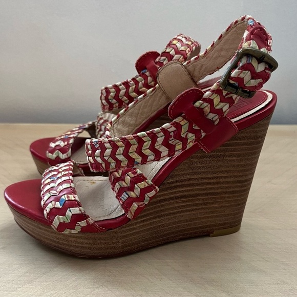 Frye Wedge Sandals Women’s Size 7 Corrina Whipstitch Leather Red Multicolor - Picture 2 of 9